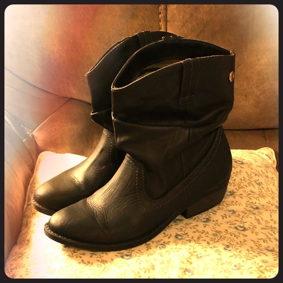 Route 66 Shoes - Black booties 🖤💣